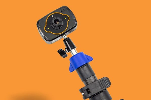 SurveyCam-kamera monteret på en teleskopstang